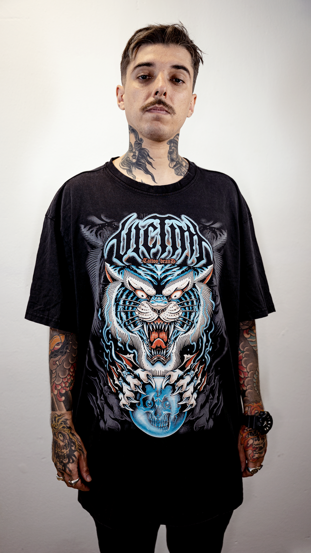 Oversize Tiger