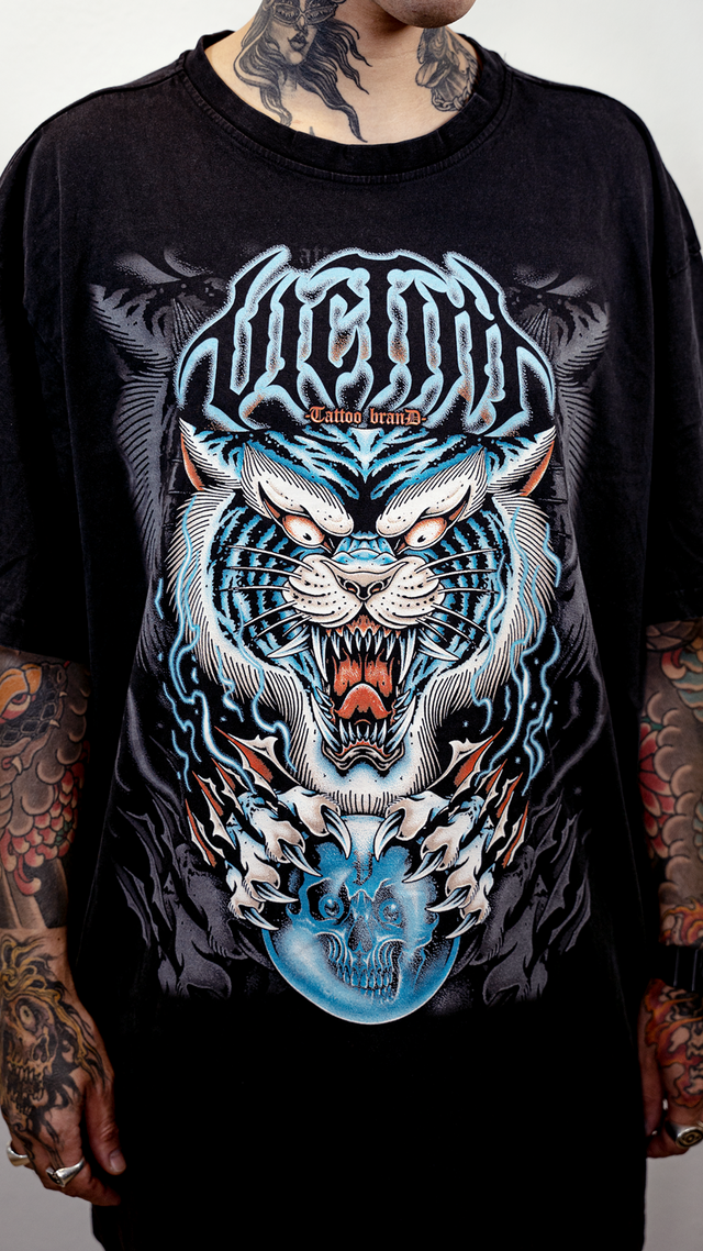 Oversize Tiger
